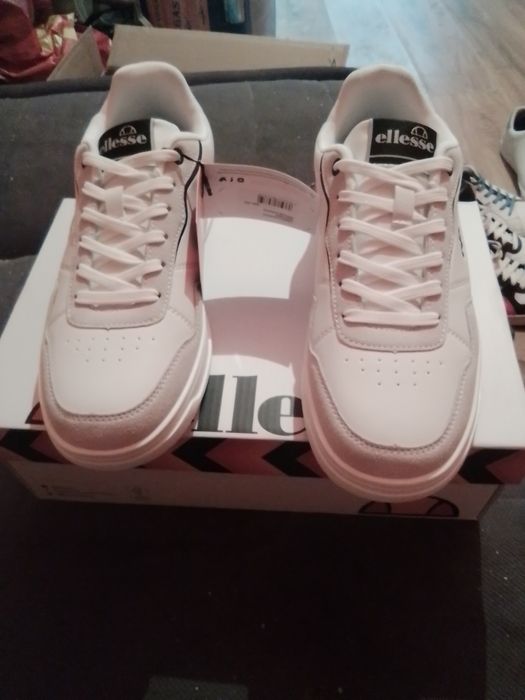 Obuwie firmy Ellesse rozmiar 42