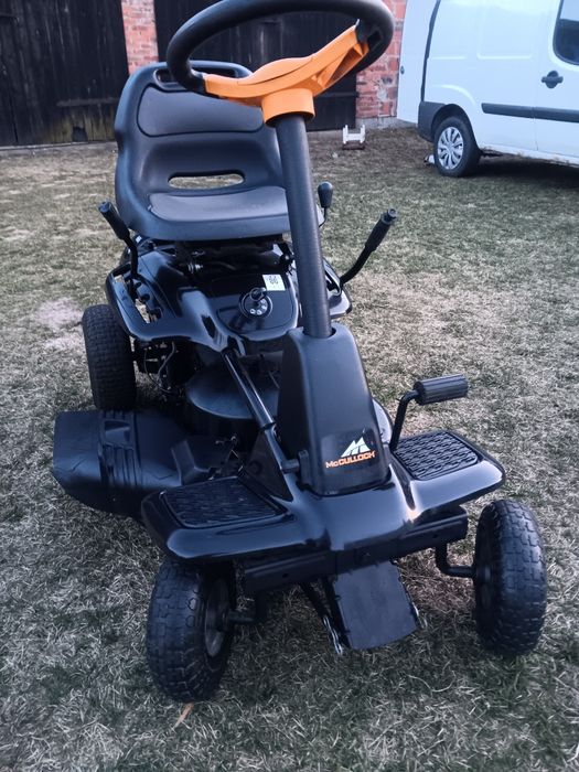 Sprzedam traktorek kosiarkę "McCulloch"