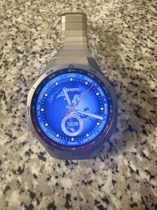 Huawei watch GT 5 PRO titanium