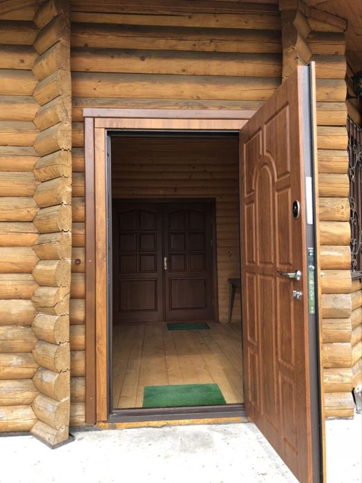 Подобова оренда будинку на Трухановому острові.