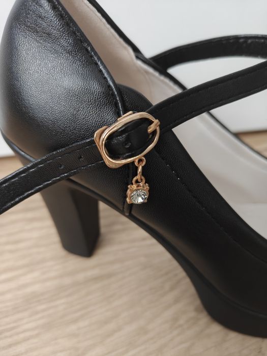 Buty/półbuty damskie r36