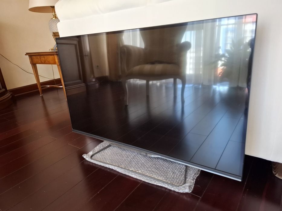 Продам Отличный  LED ТВ PHILIPS 42PFL7008/12, под небольшой ремонт или на запчасти