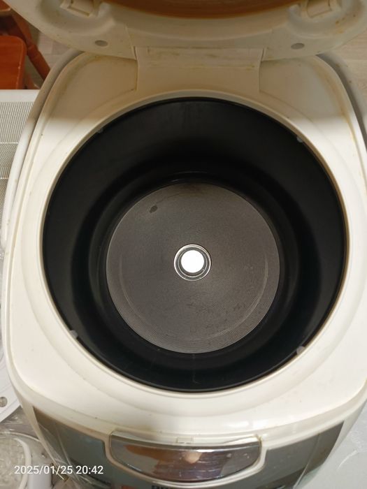 Мультиварка Redmond RMC-M70