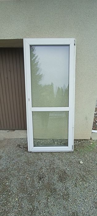 Drzwi balkonowe orzech 96 x220cm