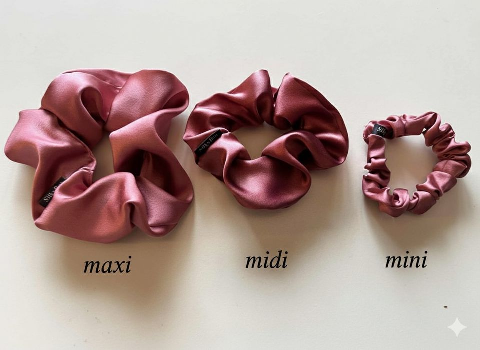 Jedwabna gumka do włosów SilkyBoo scrunchie rozmiar mini handmade