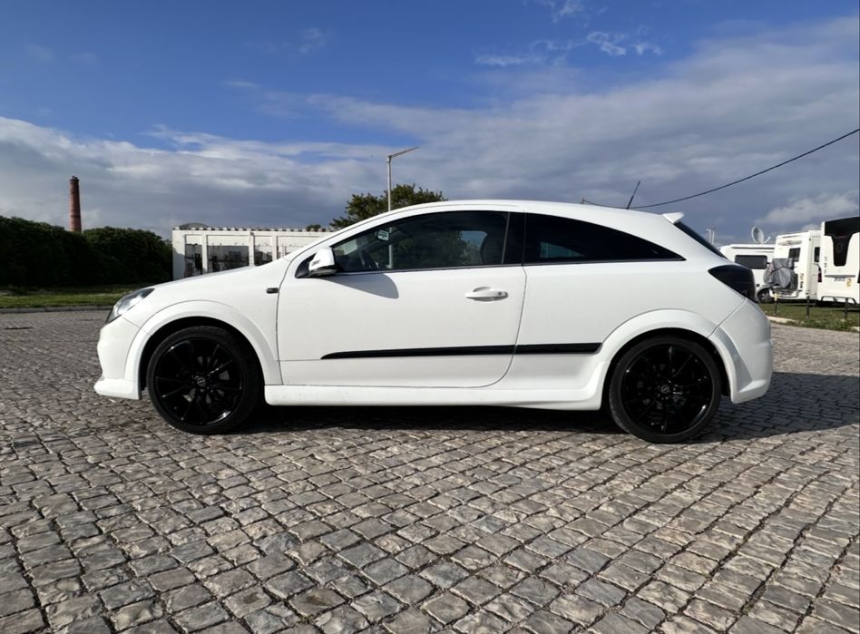 OPEL ASTRA 1.3 CDTI GTC de 2010 Nacional