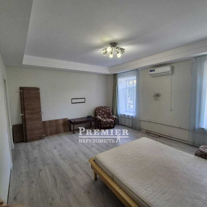 2к квартира 45 м² з ремонтом та автономним опаленням Центр