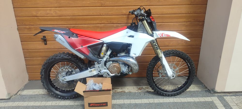 Fantic XE 300 RATY jak Yamaha yz 250 KTM