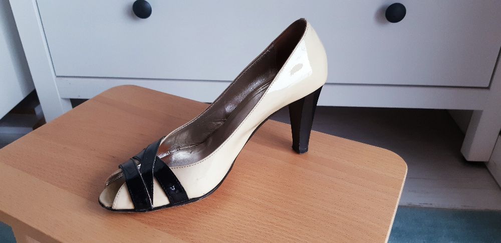 szpilki GINO ROSSI skóra lakierowana r.37