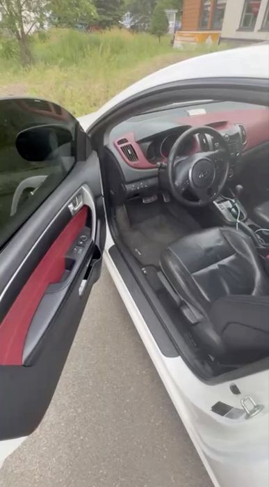 Kia cerato купе