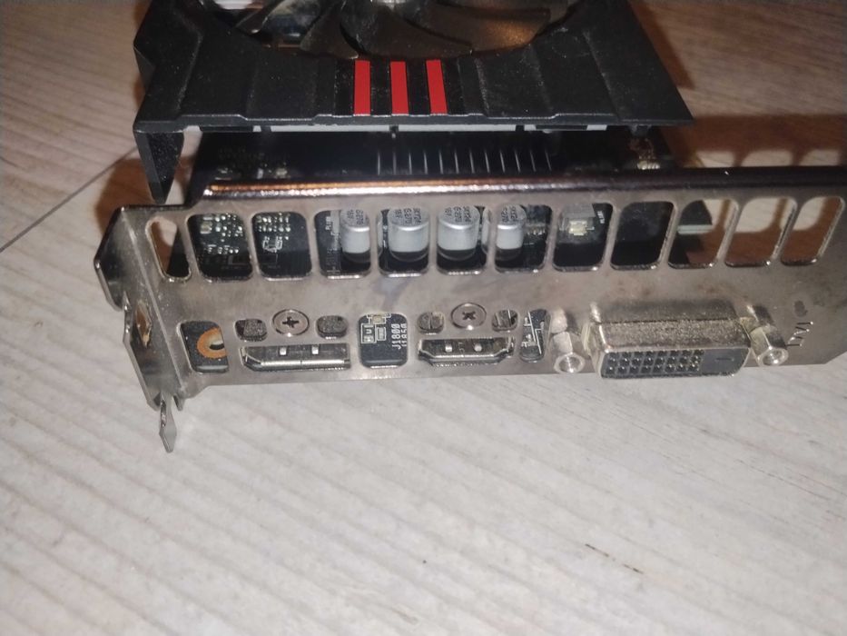 ASUS Radeon R9 270X DirectCU II 2GB GDDR5 – sprawna