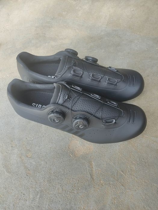 Sapato Siroko Revolve 42