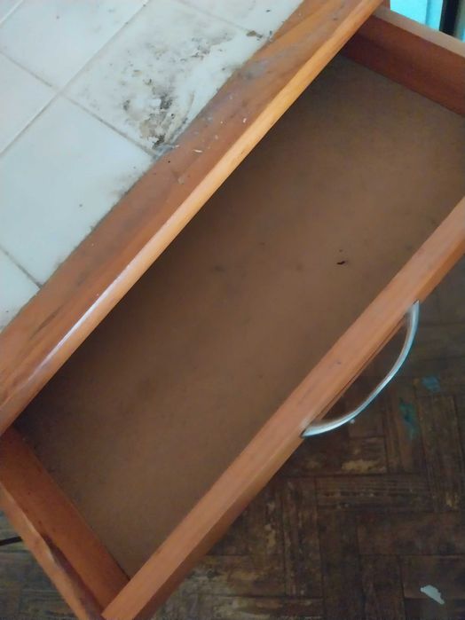 Carrinho de cozinha em madeira com cestos