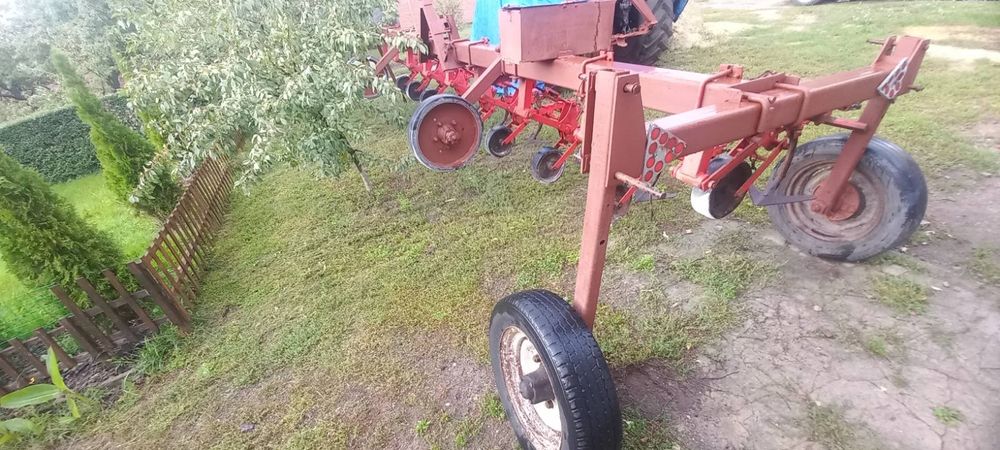 Мотига міжрядна з транспортним