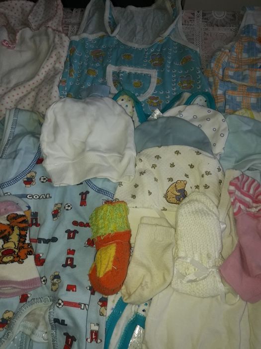 Одежда для новорожденных  бу