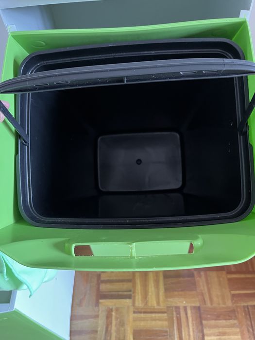 Caixas/cubos de arrumacao ou reciclagem