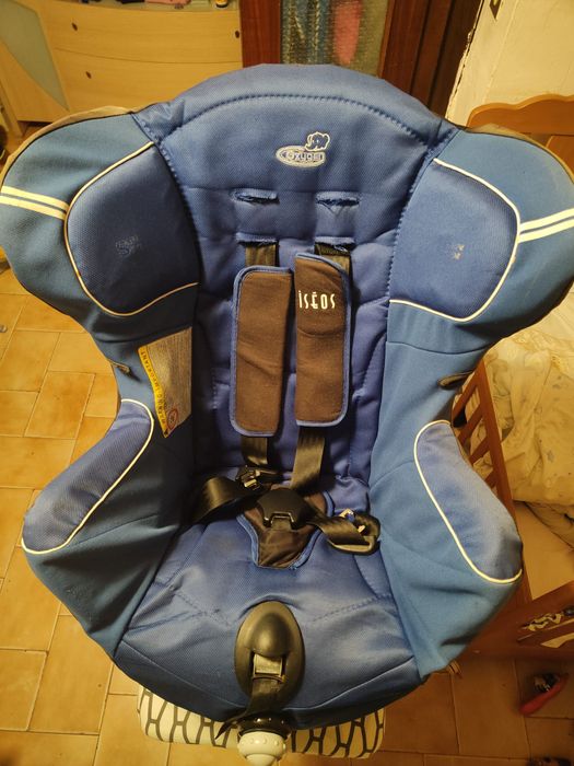 Продам автокрісло