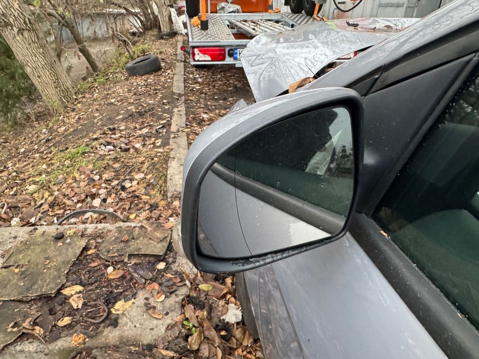 Дзеркало ліве праве  Ford focus MK3