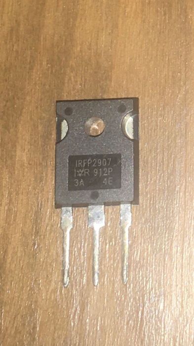 Tranzystor IRFP 2907 IRFP 064