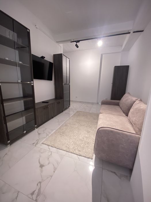 Здається 2-х кімн. кв-ра в новобудові в центрі м. Свалява