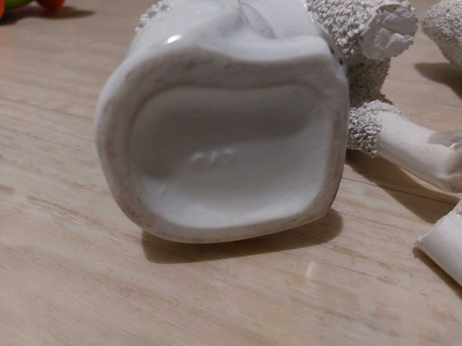 Figurki psów Staffordshire