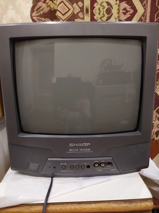 Телевізор маленький шарп