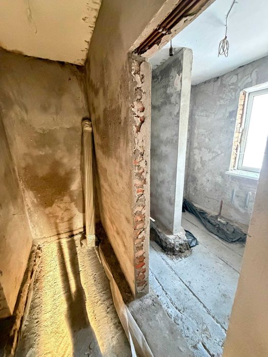 Терміновий продаж приватного будинку з комунікаціями , 2х до зупинки