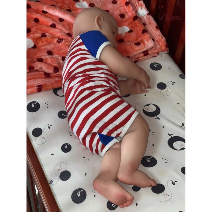 Reborn doll nenucos realistas de silicone menina e menino 42cm novas