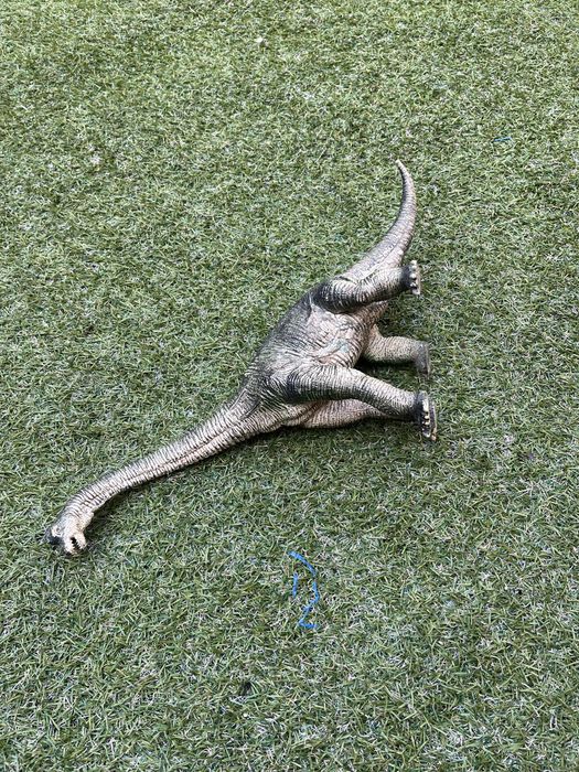 Dinossauro borracha muito resistente