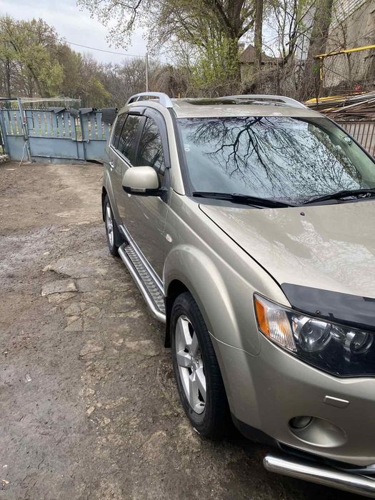 Продам автомобіль Mitsubishi Outlander 2008 ll покоління
