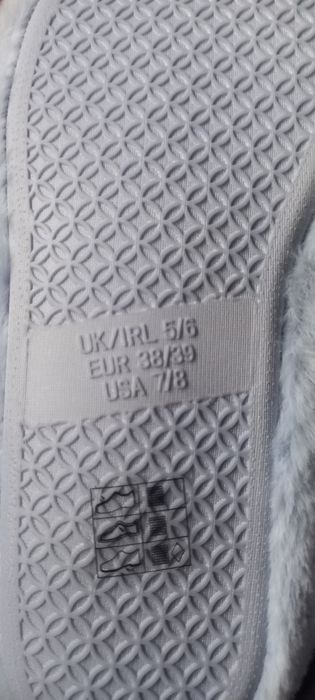 Chinelos de quarto stchi disney tamanho 38/39