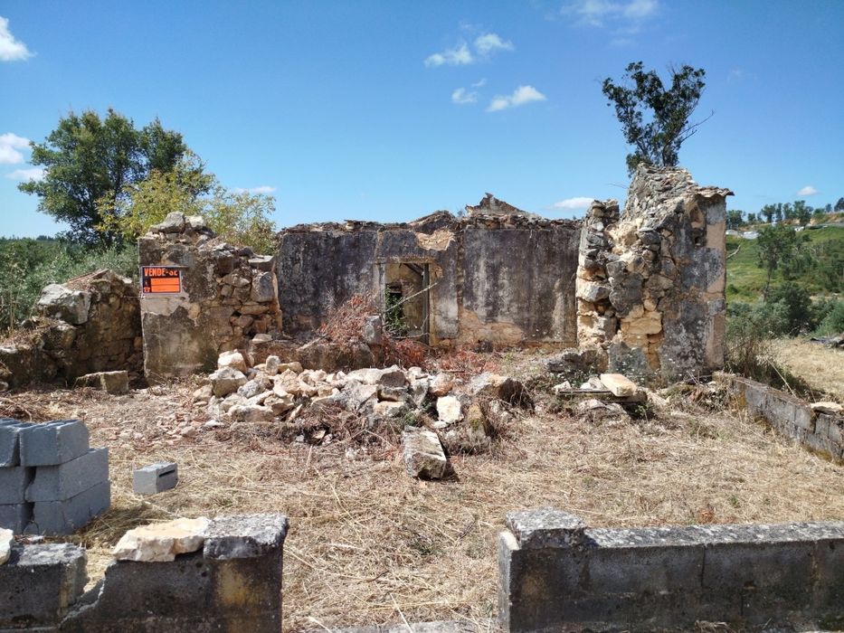 Casa em ruínasss
