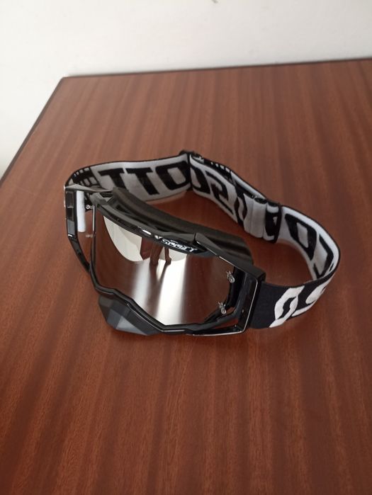 Conjunto para motocross botas,colete,óculos, calça e t shirt.