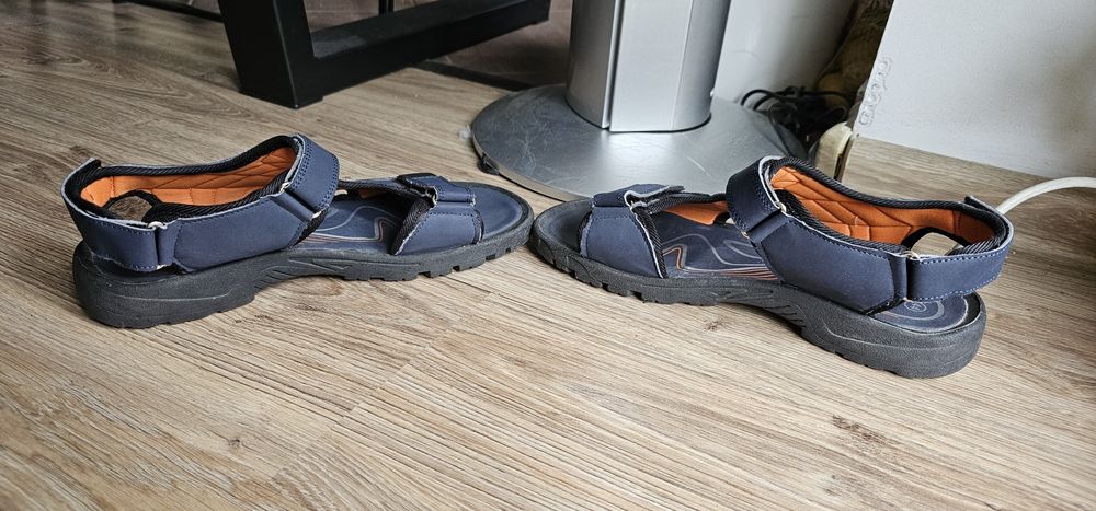 Adwenture sandały męskie rozmiar 44 wkładka 28,5cm używane