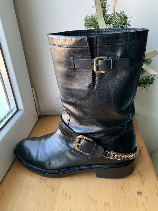 Guess чоботи жіночі шкіра 41 р. Сапоги женские кожа