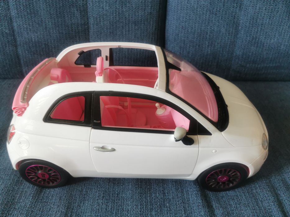 Fiat 500 plus lalka barbie