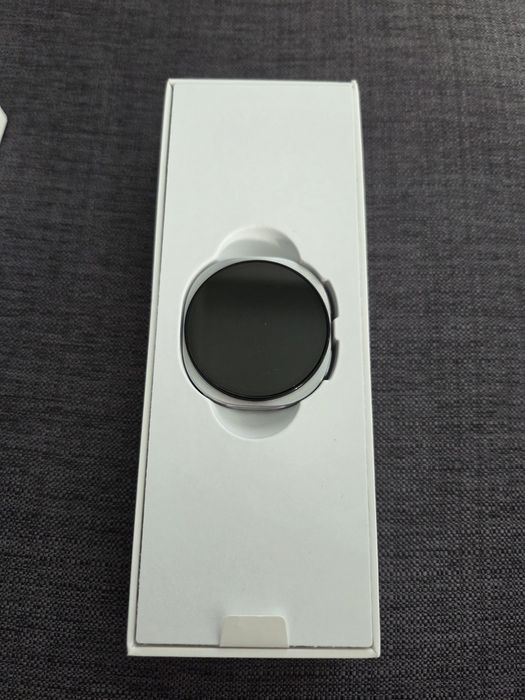 Samsung Galaxy Watch8 LTE + Wifi , silver white