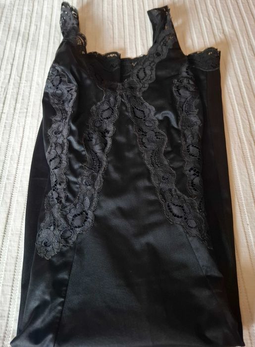 Combinação em Preto com Renda