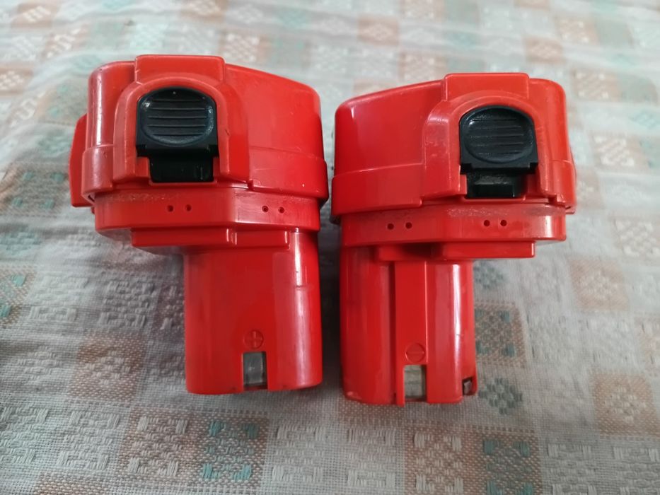Зарядное устройство,аккумуляторы Makita
