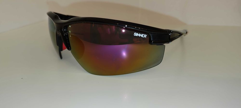 Okulary przeciwsłoneczne Sinner unisex. Nowe.