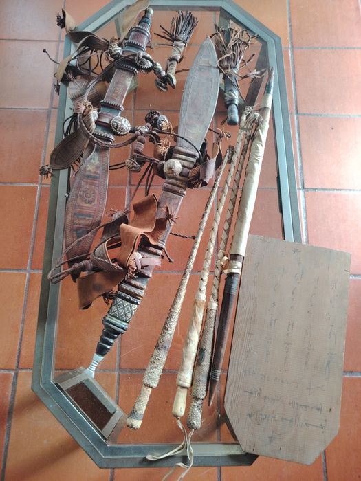 Arte Africana artefactos tribais