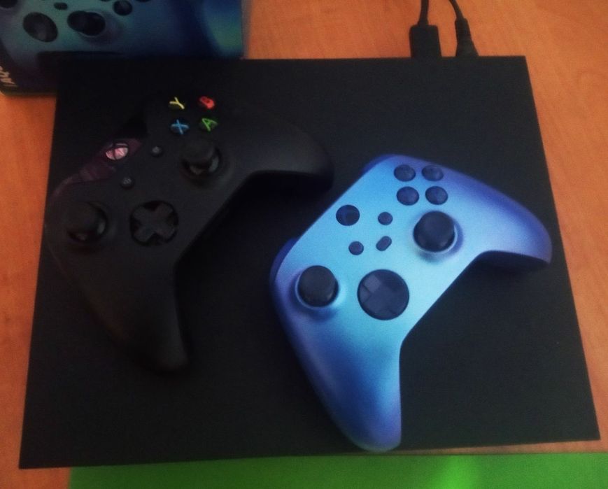 xbox one x cyberpunk - купить приставки - Цена на OLX.ua
