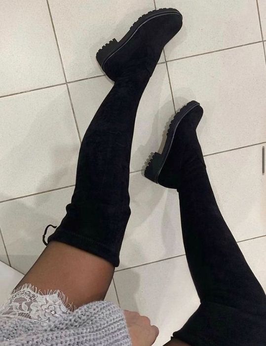 Замшеві ботфорти ботинки на підборах