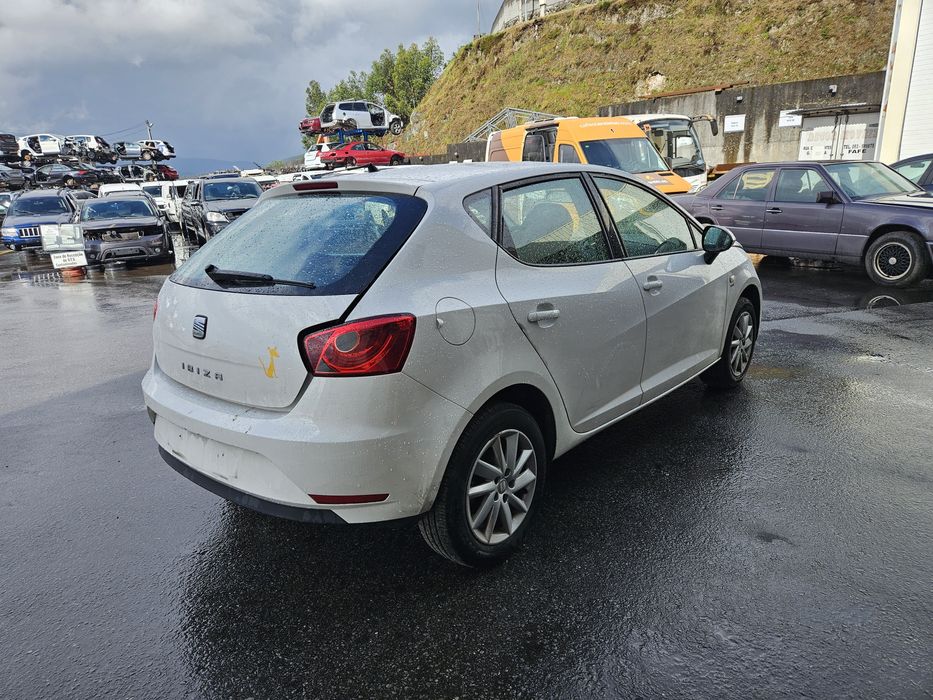 Seat Ibiza 6J 1.6 TDi de 2013 para peças