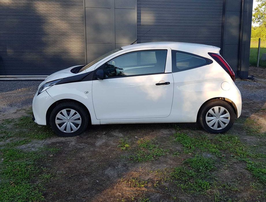 Sprzedam samochód Toyota Aygo