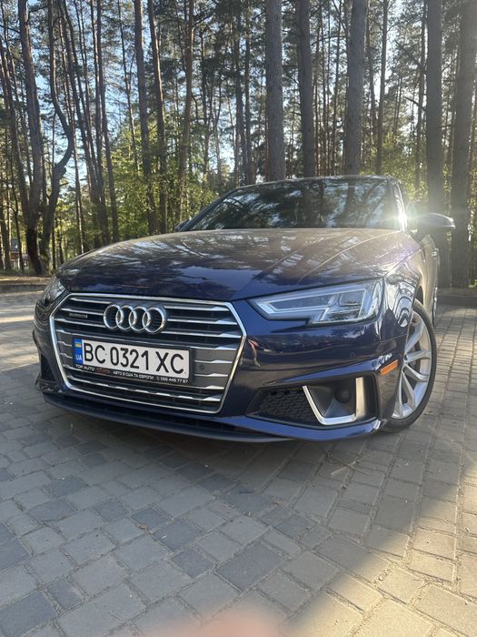Продам audi a4 b9 2018-2019 терміново