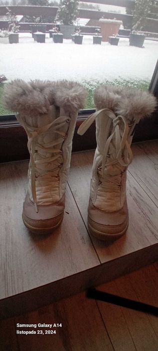 Zimowe buty dziewczęce