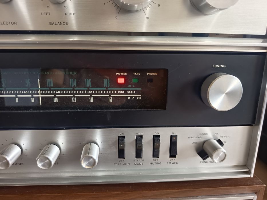 Amplituner Sharp STA-31 solid state