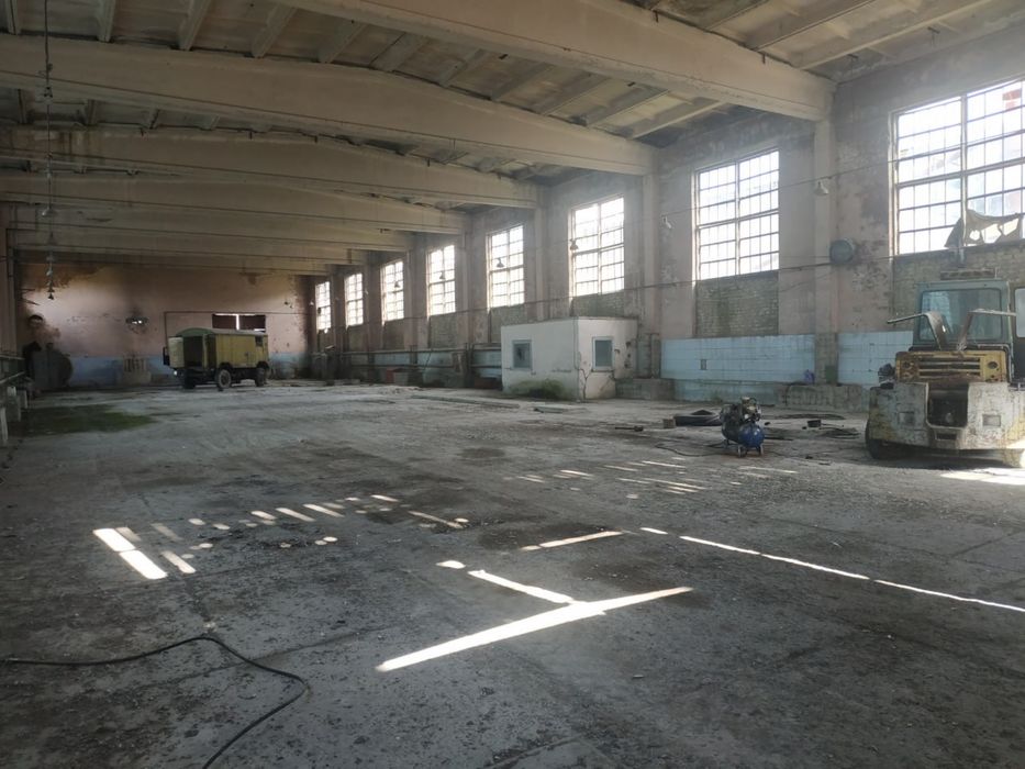 Релокація бізнесу. Оренда виробничих приміщень, колії