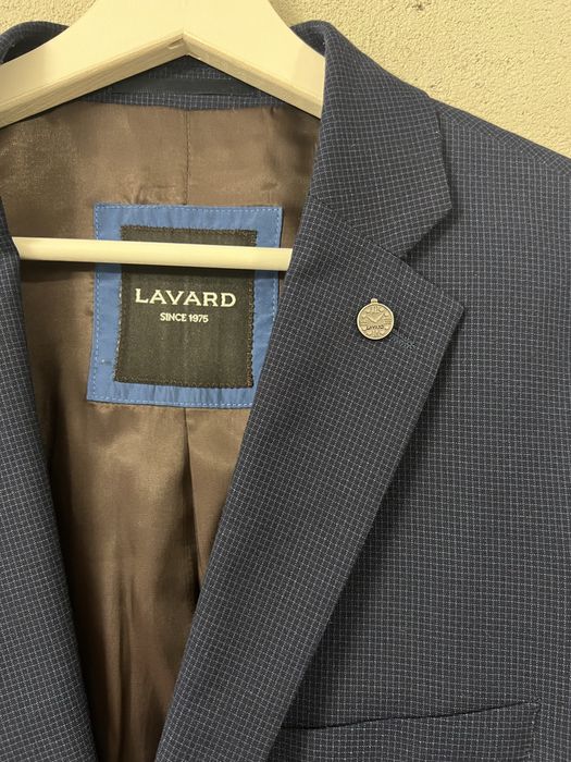 elegancka męska granatowa marynarka Lavard 50% wełna